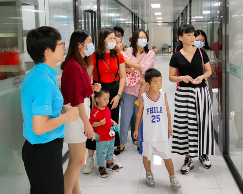 欢迎宝妈及孩子们到广州美素力，“零距离”见证奶粉安全生产